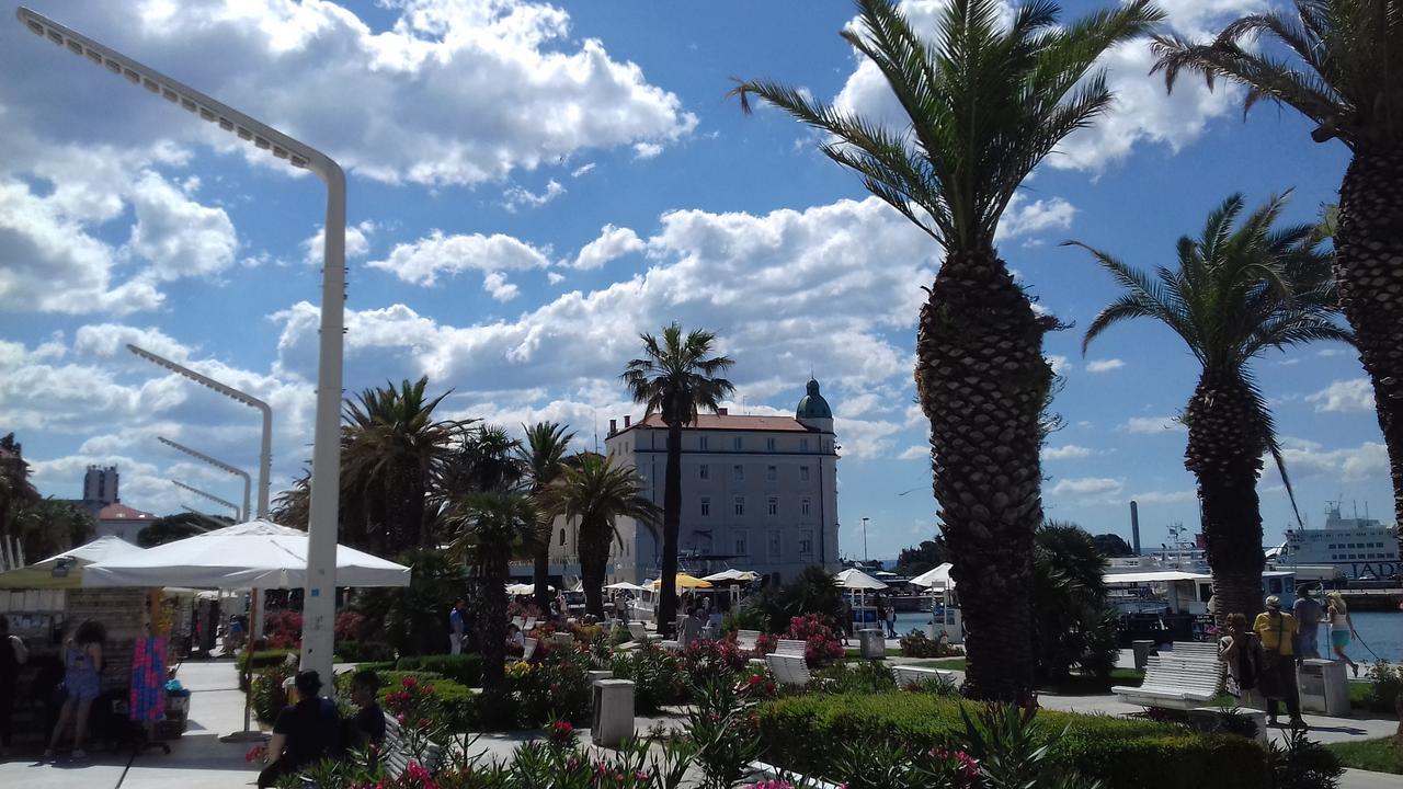 Apartments Crvena Orhideja Split Exterior foto